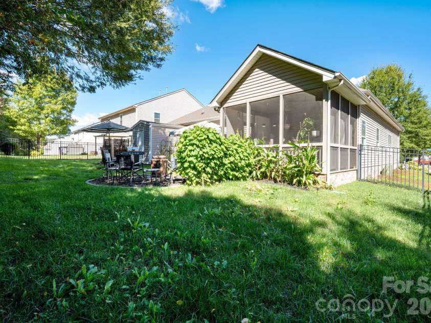 9795 Shearwater Avenue, Concord, NC 28027.  MLS# CAR4432570, YatesRealty ID 56982. 