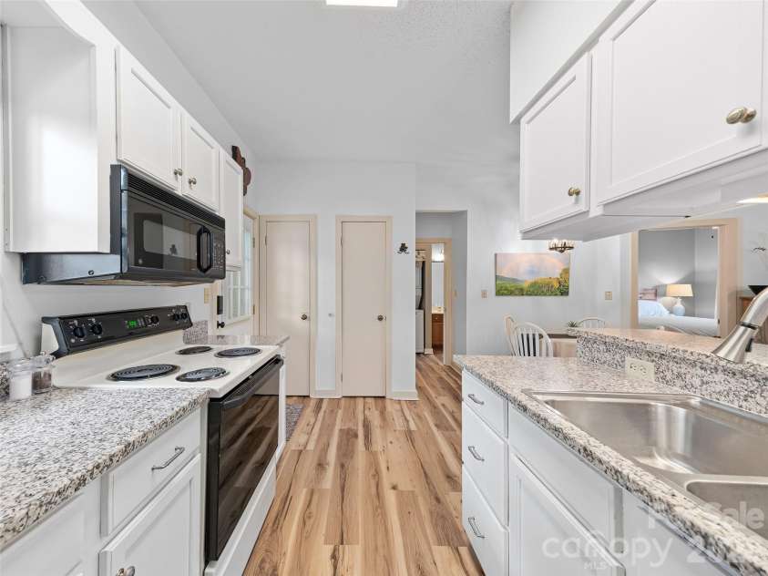 2521 Wolf Laurel Road, Mars Hill, NC 28754.  MLS# CAR4432909, YatesRealty ID 56984. 