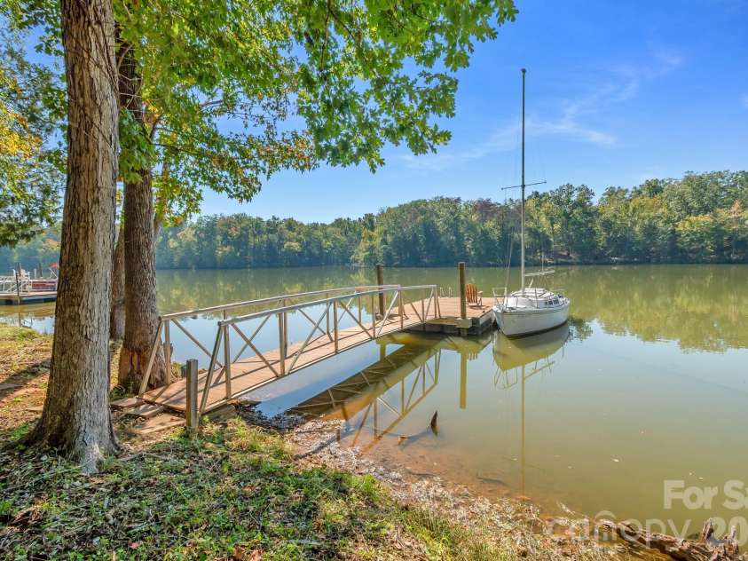 25502 Seagull Drive, Lancaster, SC 29720.  MLS# CAR4432495, YatesRealty ID 56987. 