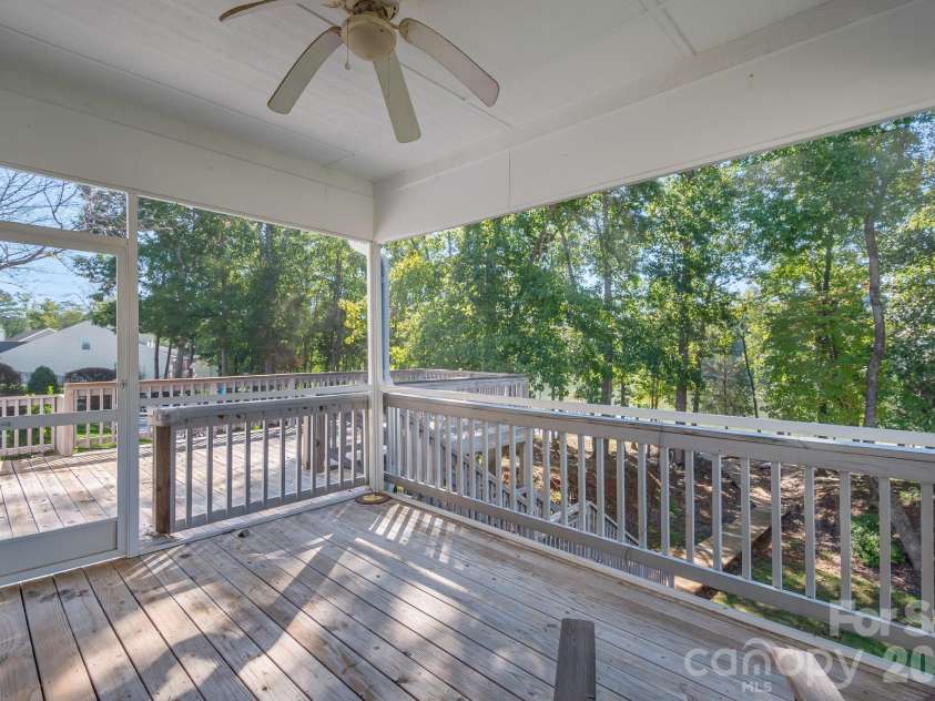 25502 Seagull Drive, Lancaster, SC 29720.  MLS# CAR4432495, YatesRealty ID 56987. 