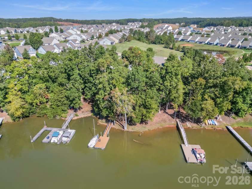 25502 Seagull Drive, Lancaster, SC 29720.  MLS# CAR4432495, YatesRealty ID 56987. 