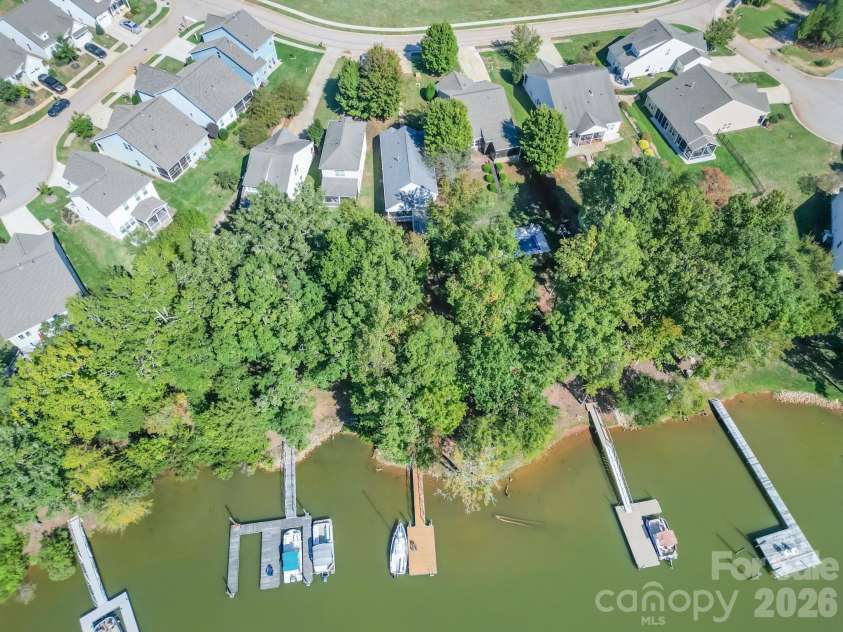 25502 Seagull Drive, Lancaster, SC 29720.  MLS# CAR4432495, YatesRealty ID 56987. 
