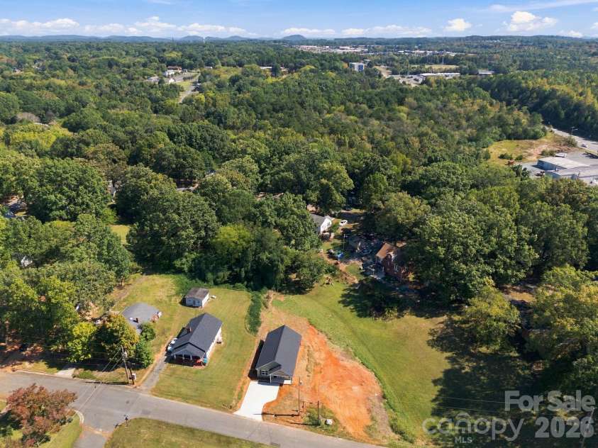 808 4th Street, Albemarle, NC 28001.  MLS# CAR4432385, YatesRealty ID 56988. 