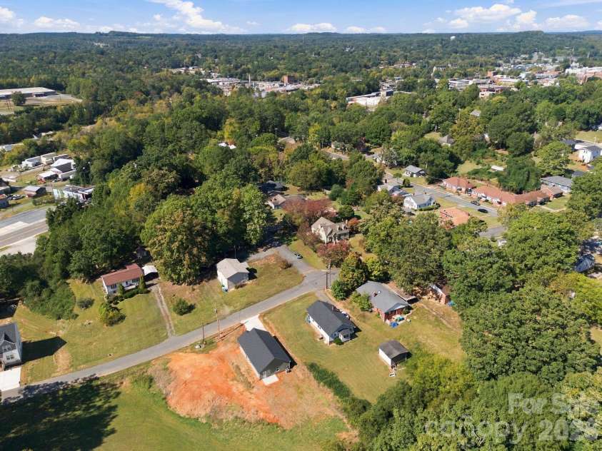 808 4th Street, Albemarle, NC 28001.  MLS# CAR4432385, YatesRealty ID 56988. 