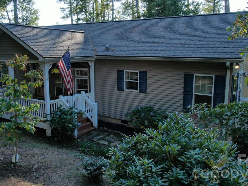 52 Enochs Way Way, Fletcher, NC 28732.  MLS# CAR4432358, YatesRealty ID 56989. Make an Offer!