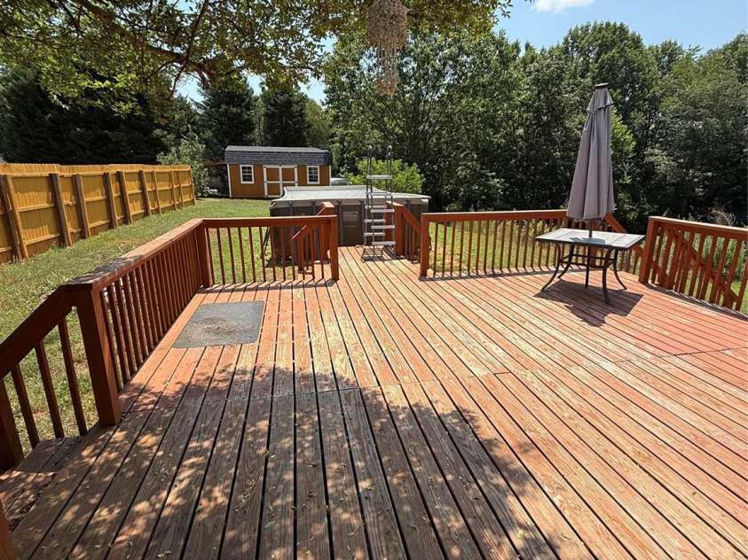 2423 Stones Throw Court, Lenoir, NC 28645.  MLS# CAR4333338, YatesRealty ID 5699. 