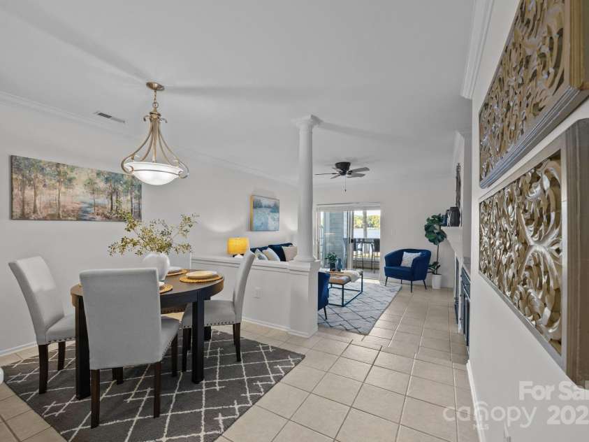907 Southwest Drive, Davidson, NC 28036.  MLS# CAR4312461, YatesRealty ID 5699. Dedicated dining area 