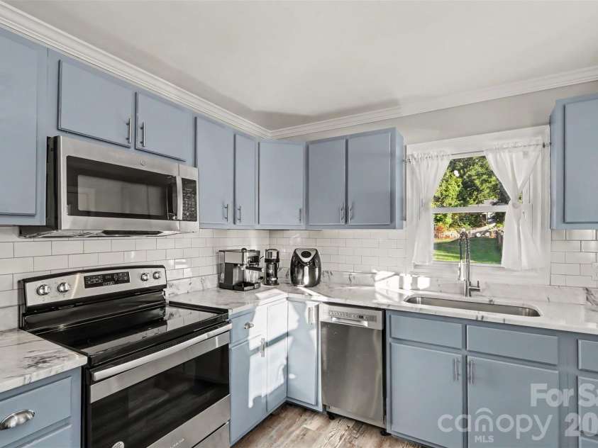 115 Adcock Street, Belmont, NC 28012.  MLS# CAR4432164, YatesRealty ID 56990. 