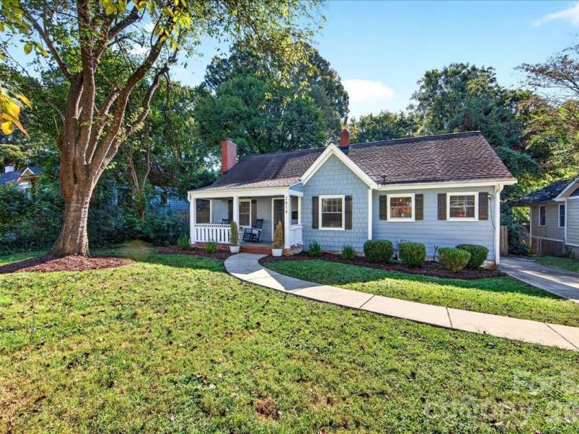 2814 Virginia Avenue, Charlotte, NC 28205.  MLS# CAR4432072, YatesRealty ID 56991. 