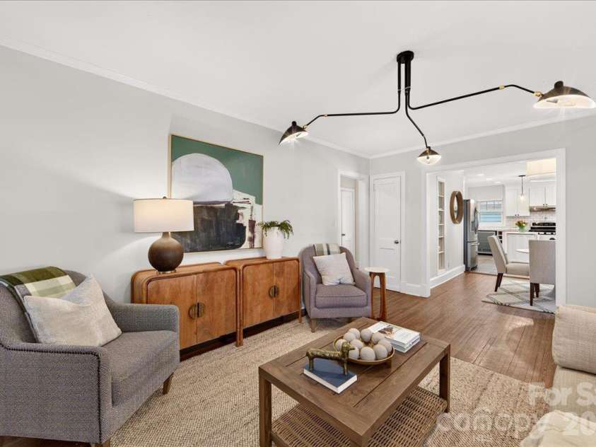 2814 Virginia Avenue, Charlotte, NC 28205.  MLS# CAR4432072, YatesRealty ID 56991. 