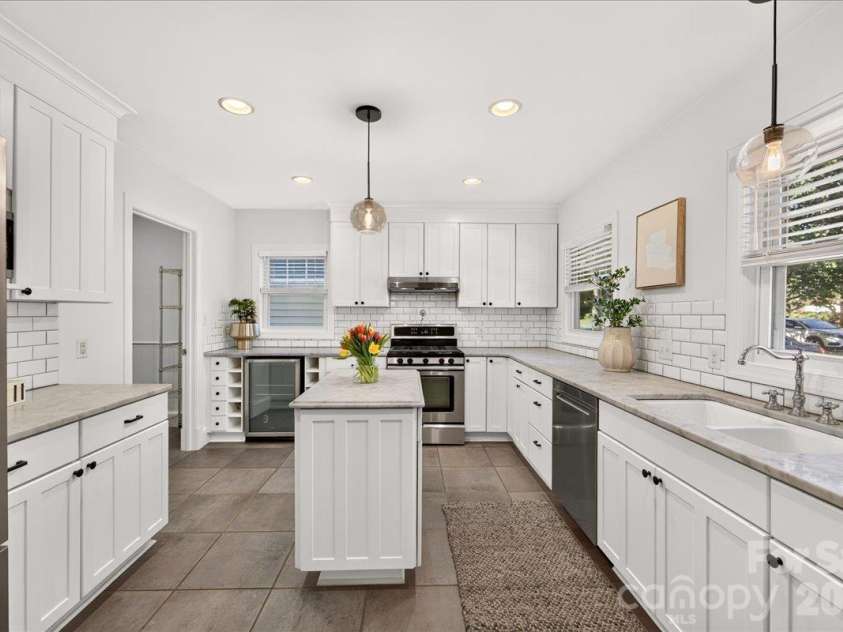2814 Virginia Avenue, Charlotte, NC 28205.  MLS# CAR4432072, YatesRealty ID 56991. 