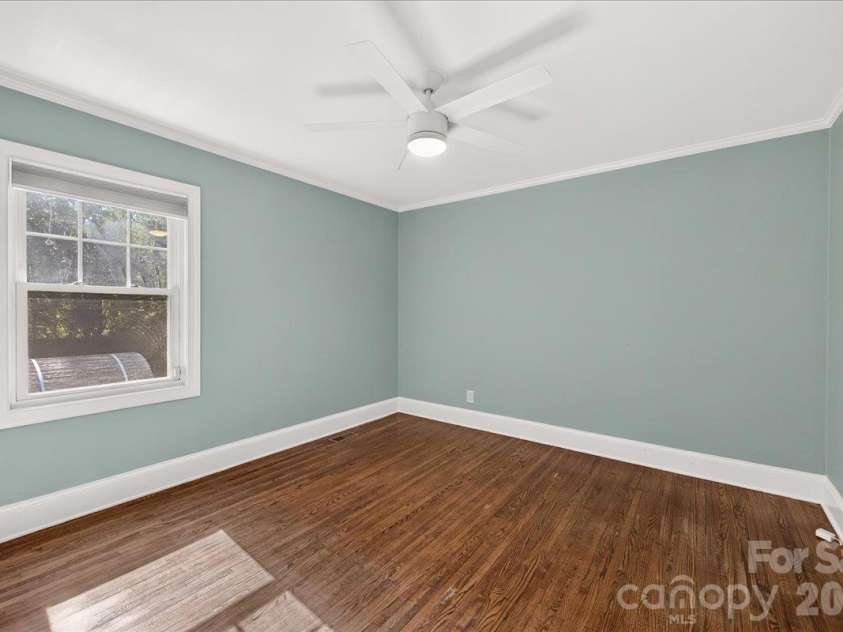 2814 Virginia Avenue, Charlotte, NC 28205.  MLS# CAR4432072, YatesRealty ID 56991. 