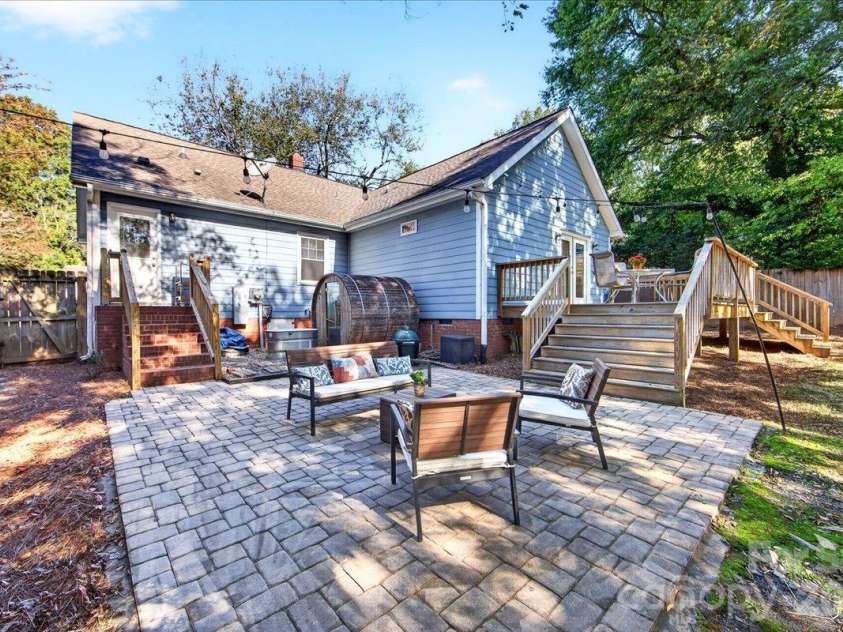 2814 Virginia Avenue, Charlotte, NC 28205.  MLS# CAR4432072, YatesRealty ID 56991. 
