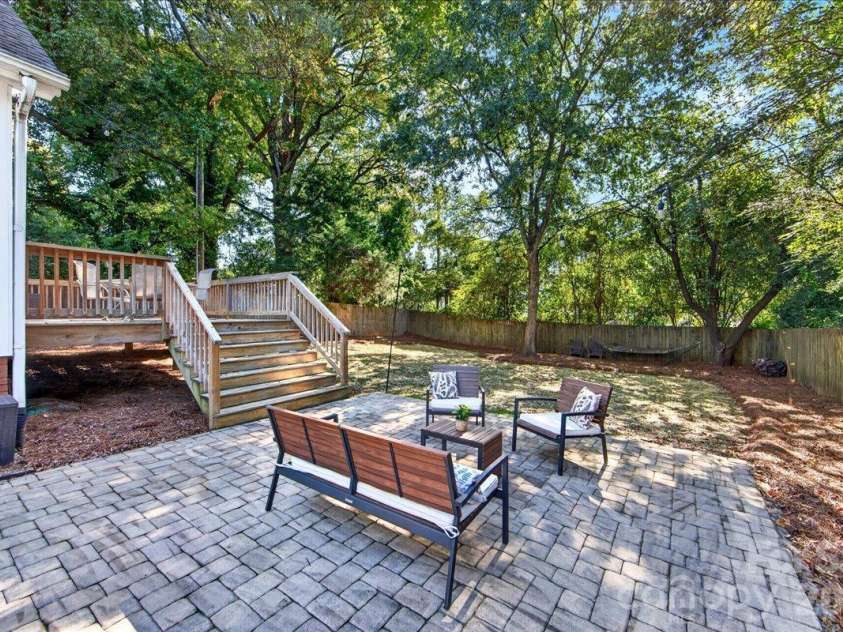 2814 Virginia Avenue, Charlotte, NC 28205.  MLS# CAR4432072, YatesRealty ID 56991. 