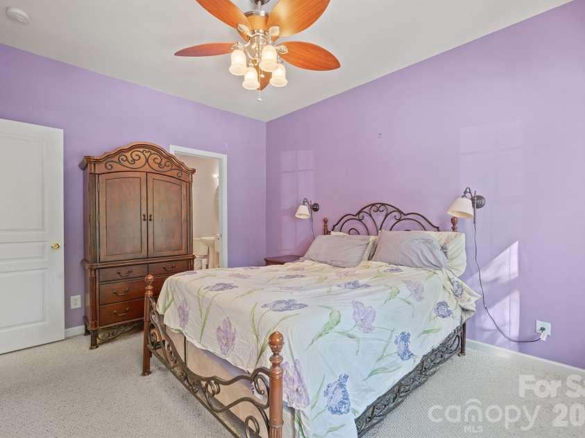 10919 Shelly Renee Drive, Cornelius, NC 28031.  MLS# CAR4431965, YatesRealty ID 56996. 