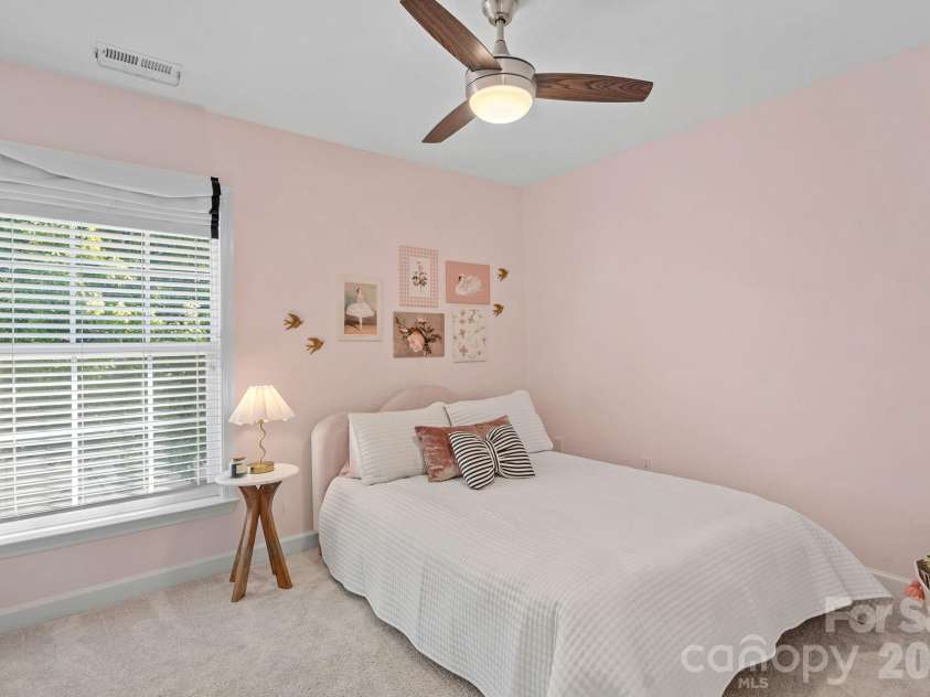 15744 Trenton Place Road, Huntersville, NC 28078.  MLS# CAR4431973, YatesRealty ID 56997. 