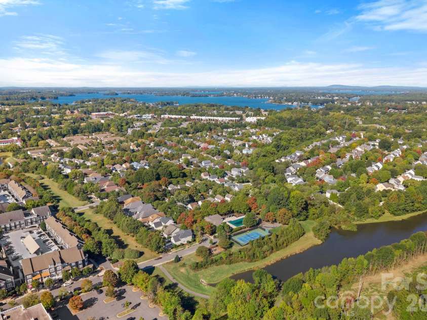 15744 Trenton Place Road, Huntersville, NC 28078.  MLS# CAR4431973, YatesRealty ID 56997. 
