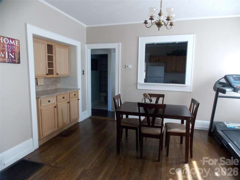 809 Grove Avenue, Lenoir, NC 28645.  MLS# CAR4431508, YatesRealty ID 56999. 