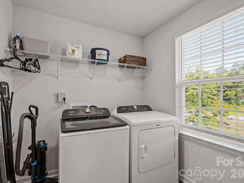 9325 Beecroft Valley Drive, Huntersville, NC 28078.  MLS# CAR4431447, YatesRealty ID 57000. Laundry