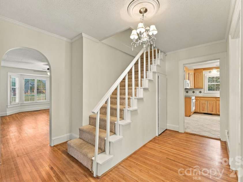 2205 Pennsylvania Avenue, Kannapolis, NC 28083.  MLS# CAR4431254, YatesRealty ID 57002. 
