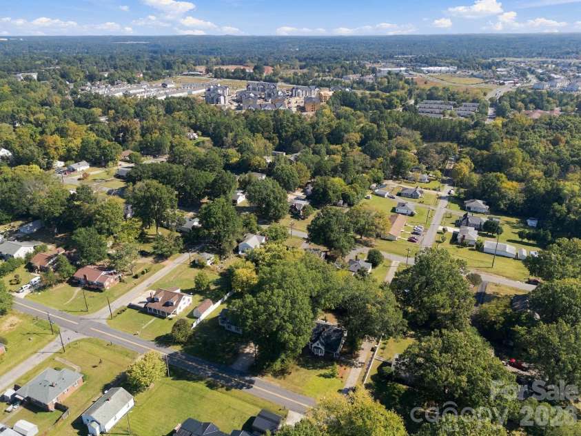 2205 Pennsylvania Avenue, Kannapolis, NC 28083.  MLS# CAR4431254, YatesRealty ID 57002. 