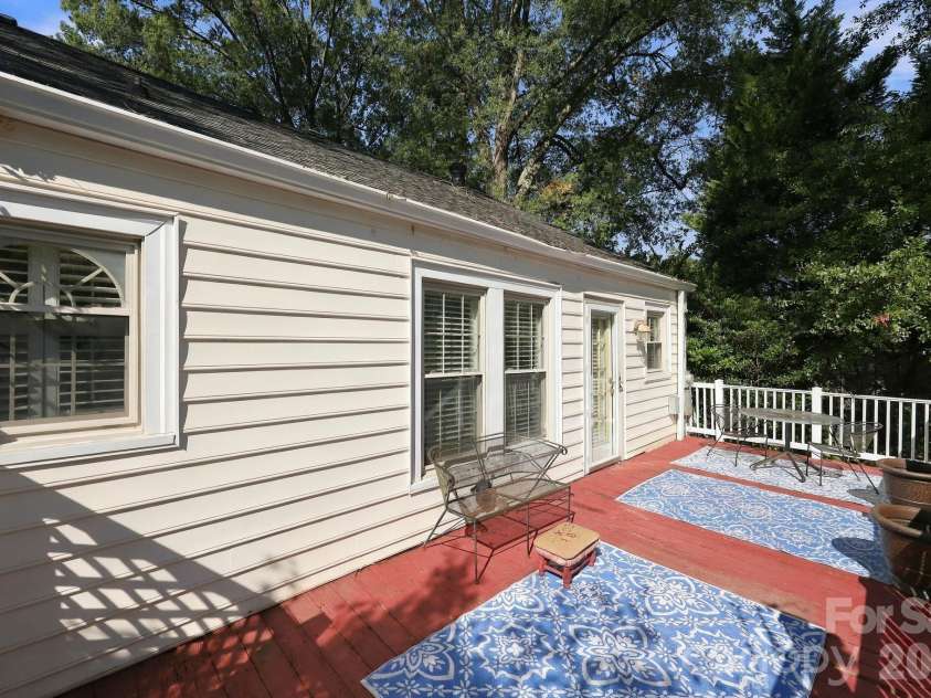 2205 Pennsylvania Avenue, Kannapolis, NC 28083.  MLS# CAR4431254, YatesRealty ID 57002. 