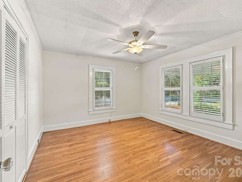 2205 Pennsylvania Avenue, Kannapolis, NC 28083.  MLS# CAR4431254, YatesRealty ID 57002. Second bedroom down