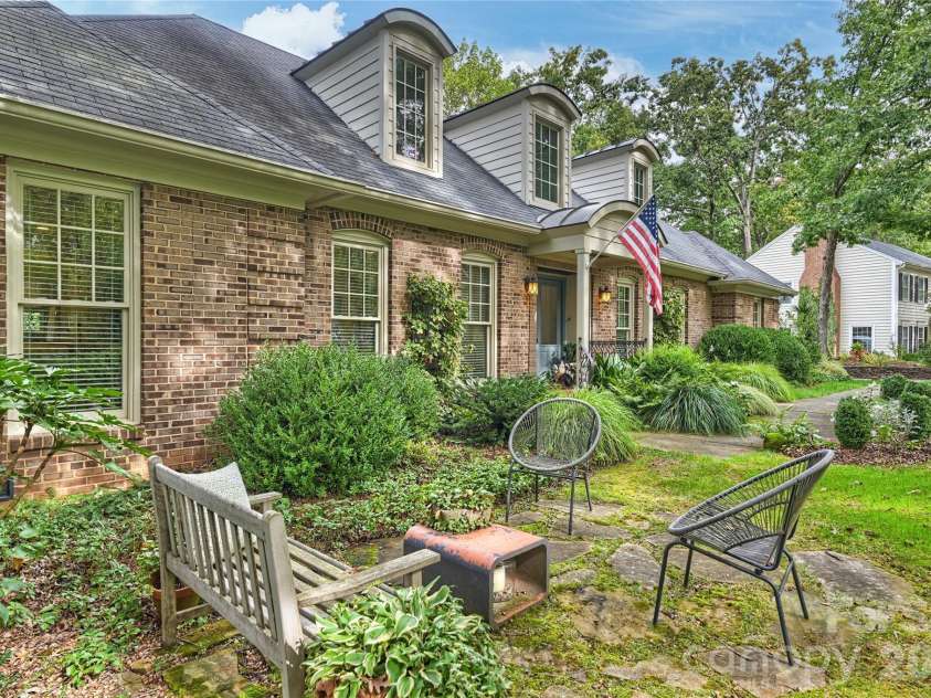 3632 Chevington Road, Charlotte, NC 28226.  MLS# CAR4431226, YatesRealty ID 57004. 