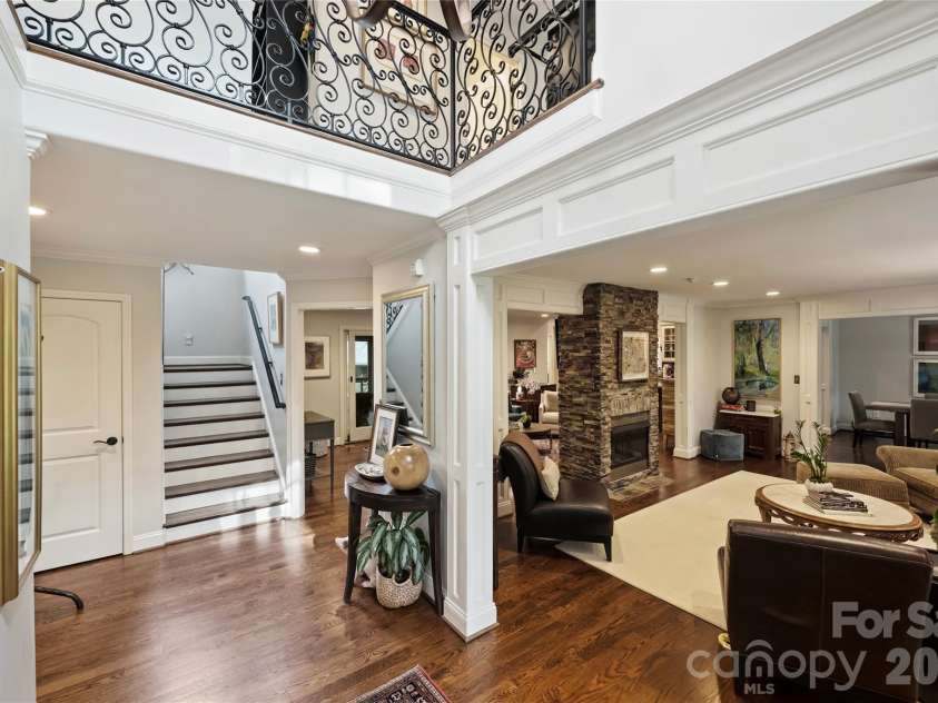 3632 Chevington Road, Charlotte, NC 28226.  MLS# CAR4431226, YatesRealty ID 57004. 