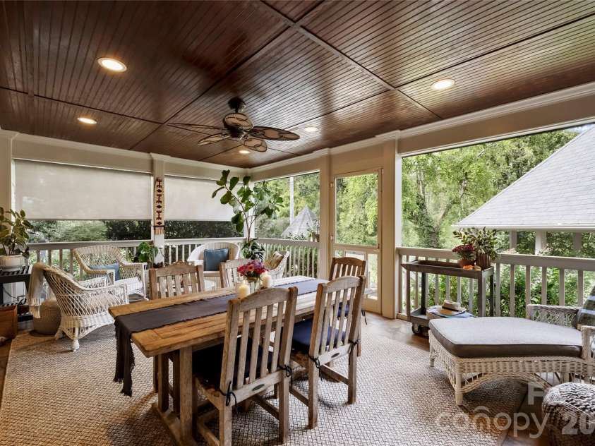 3632 Chevington Road, Charlotte, NC 28226.  MLS# CAR4431226, YatesRealty ID 57004. 