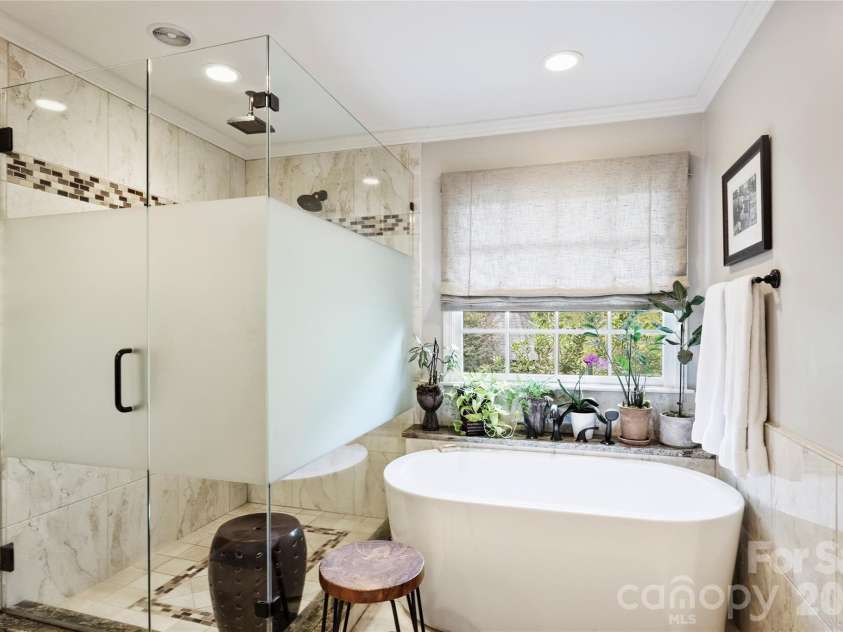 3632 Chevington Road, Charlotte, NC 28226.  MLS# CAR4431226, YatesRealty ID 57004. 