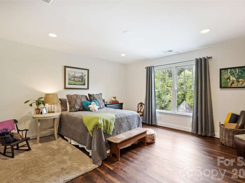 3632 Chevington Road, Charlotte, NC 28226.  MLS# CAR4431226, YatesRealty ID 57004. 