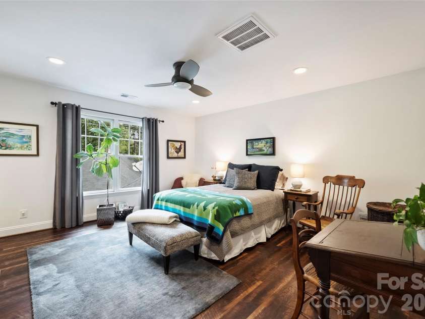 3632 Chevington Road, Charlotte, NC 28226.  MLS# CAR4431226, YatesRealty ID 57004. 
