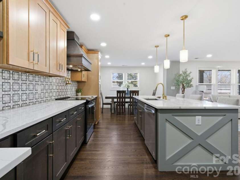 1713 Davis Park Road, Gastonia, NC 28052.  MLS# CAR4341054, YatesRealty ID 57010. 