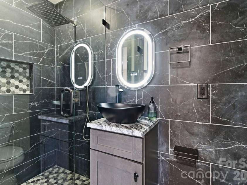 1713 Davis Park Road, Gastonia, NC 28052.  MLS# CAR4341054, YatesRealty ID 57010. 