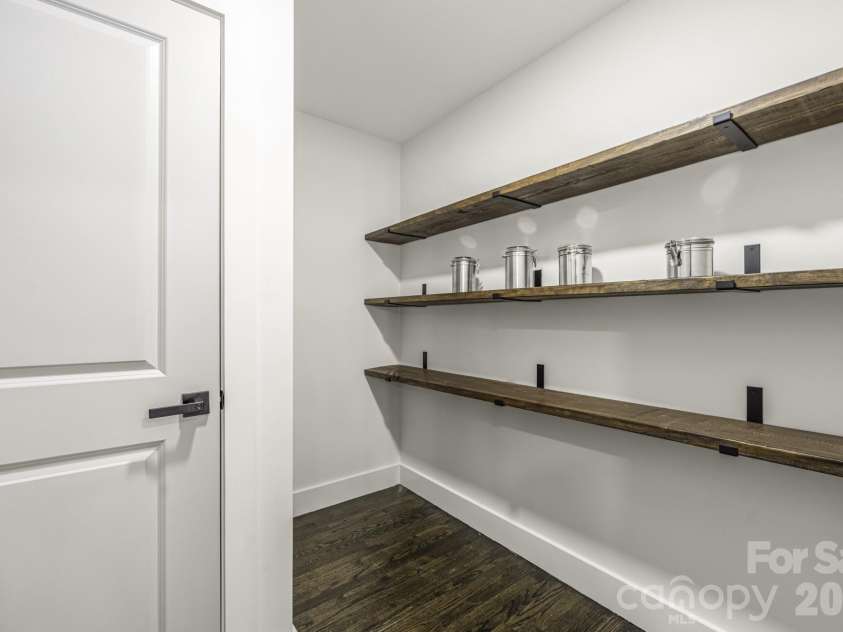 1713 Davis Park Road, Gastonia, NC 28052.  MLS# CAR4341054, YatesRealty ID 57010. 