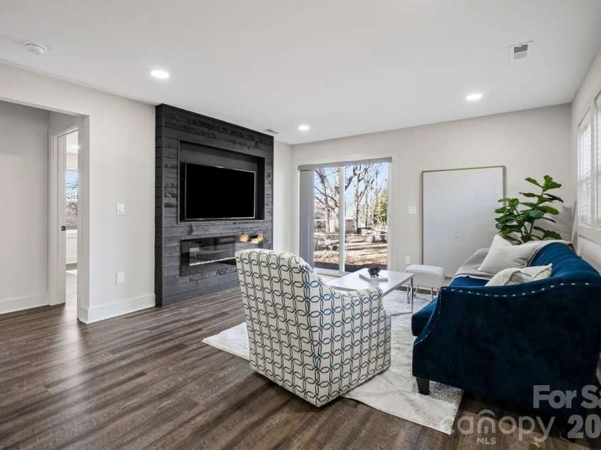 1713 Davis Park Road, Gastonia, NC 28052.  MLS# CAR4341054, YatesRealty ID 57010. 