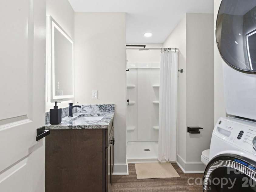 1713 Davis Park Road, Gastonia, NC 28052.  MLS# CAR4341054, YatesRealty ID 57010. 