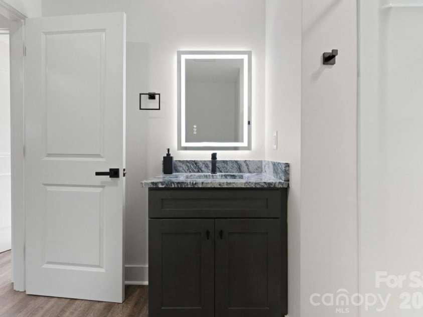 1713 Davis Park Road, Gastonia, NC 28052.  MLS# CAR4341054, YatesRealty ID 57010. 