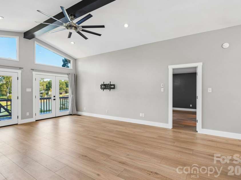 201 Wood Duck Loop, Mooresville, NC 28117.  MLS# CAR4425713, YatesRealty ID 57017. Great Room
