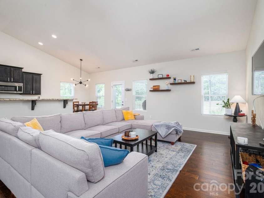 9012 Avery Meadows Drive, Charlotte, NC 28216.  MLS# CAR4426885, YatesRealty ID 57018. 
