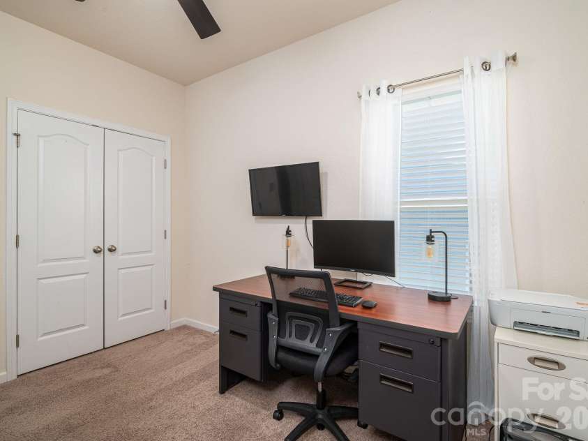 9012 Avery Meadows Drive, Charlotte, NC 28216.  MLS# CAR4426885, YatesRealty ID 57018. 
