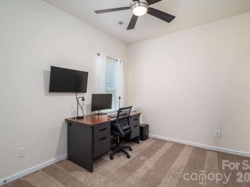 9012 Avery Meadows Drive, Charlotte, NC 28216.  MLS# CAR4426885, YatesRealty ID 57018. 