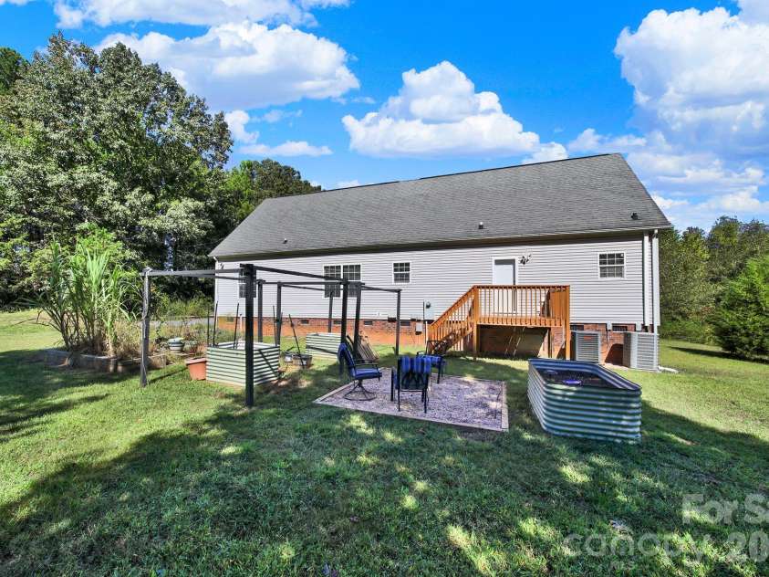 415 Maye Street, Wingate, NC 28174.  MLS# CAR4420224, YatesRealty ID 57019. 