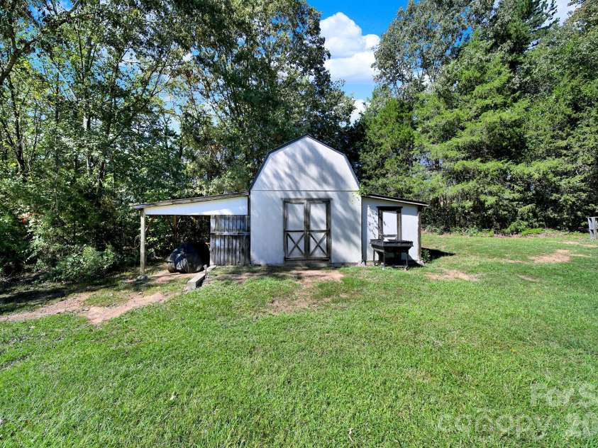 415 Maye Street, Wingate, NC 28174.  MLS# CAR4420224, YatesRealty ID 57019. 