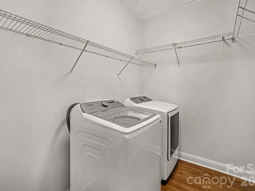 10033 Markus Drive, Mint Hill, NC 28227.  MLS# CAR4417733, YatesRealty ID 57020. 