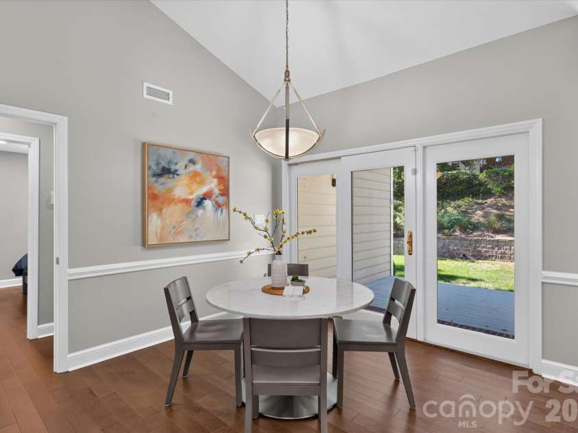 9330 Elverson Drive, Charlotte, NC 28277.  MLS# CAR4423306, YatesRealty ID 57021. 