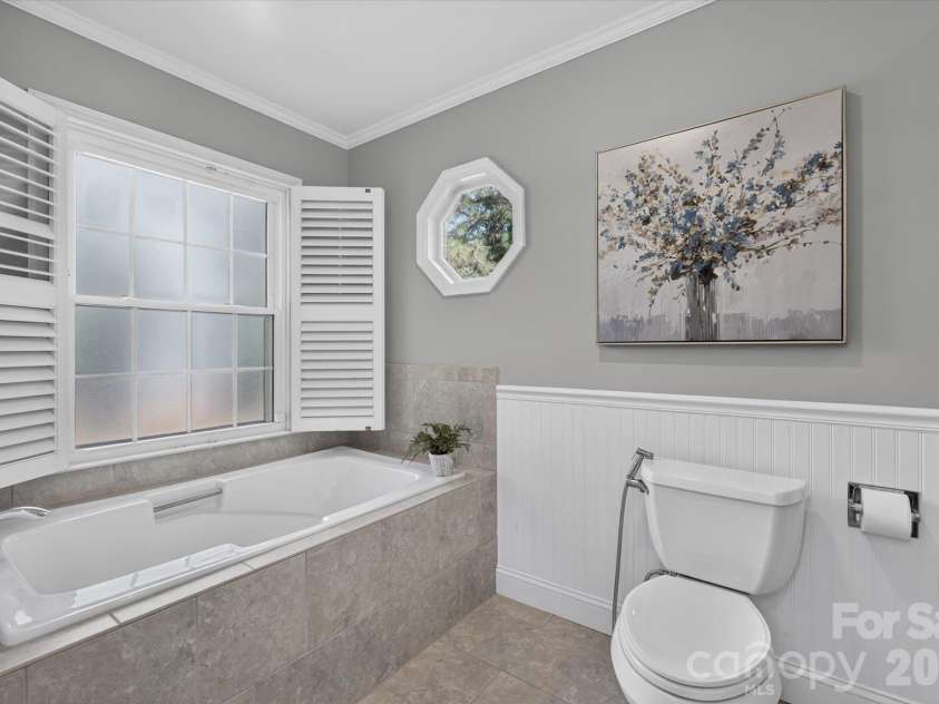 9330 Elverson Drive, Charlotte, NC 28277.  MLS# CAR4423306, YatesRealty ID 57021. 
