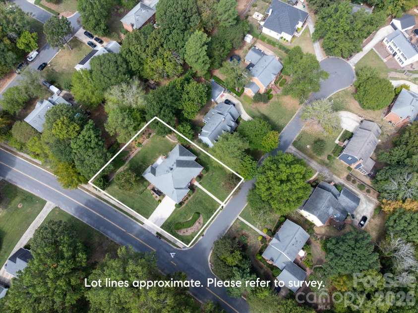 9330 Elverson Drive, Charlotte, NC 28277.  MLS# CAR4423306, YatesRealty ID 57021. 