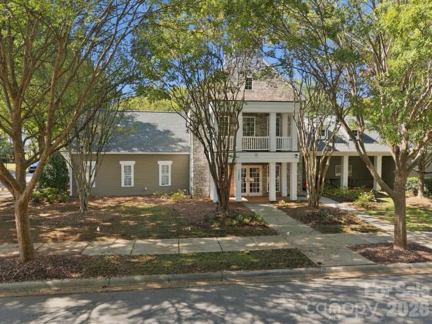 15419 Shinner Drive, Huntersville, NC 28078.  MLS# CAR4435037, YatesRealty ID 57028. 
